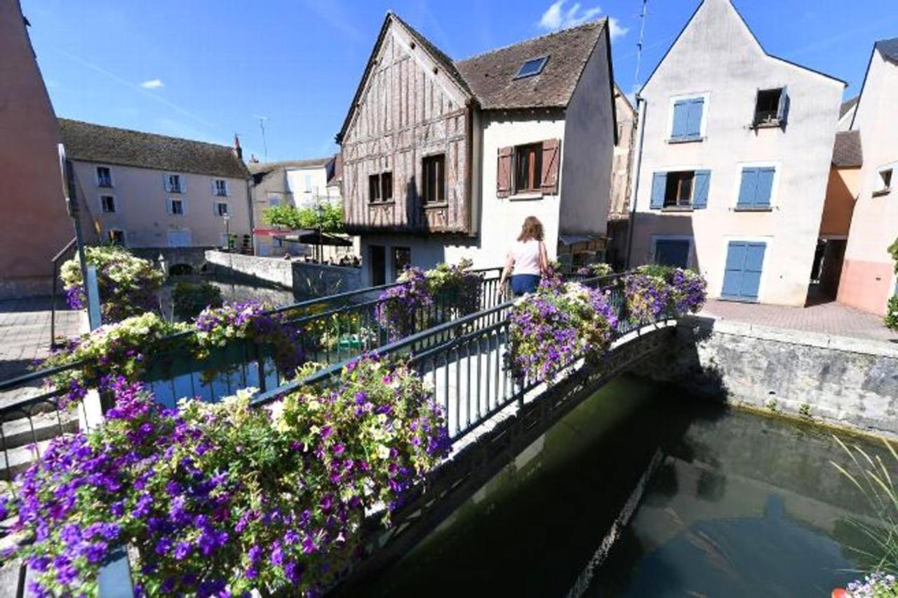 Studio Cosy A Montargis 13 M² Parking Inclus Exteriör bild